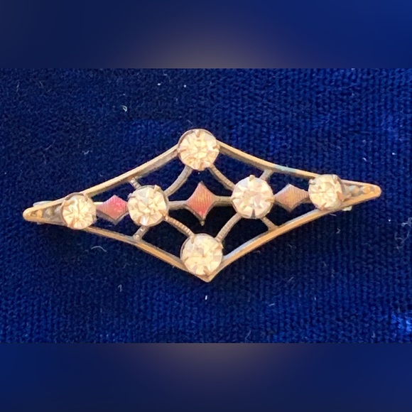 Antique Guilloche Red Enamel Paste Brooch - Picture 1 of 4